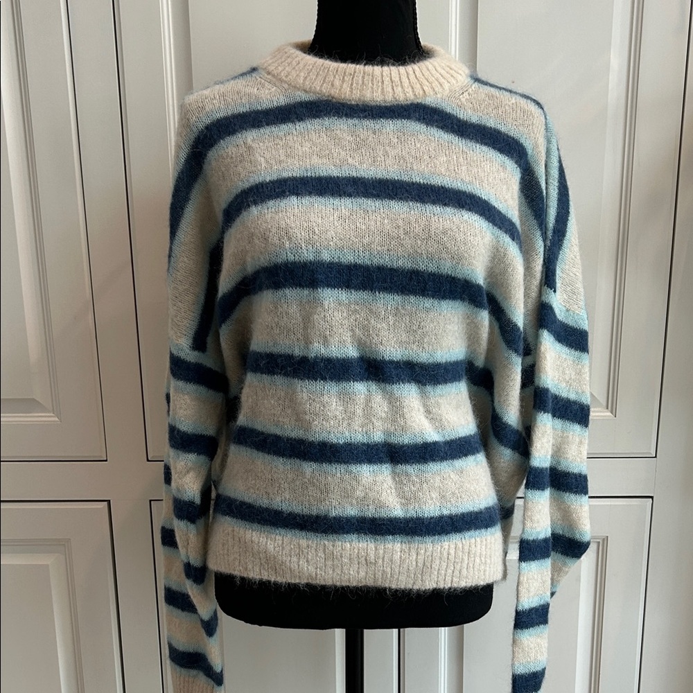 NWT! Madewell Crewneck Sweater made from Italian Yarn
